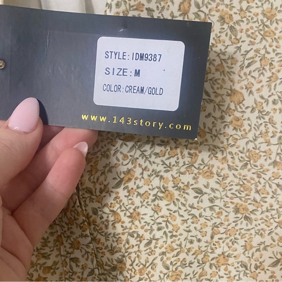 Pearl Flare Floral Dress- Southern Made boutique - Picture 5 of 5